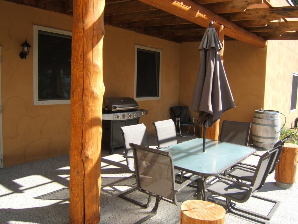 Baergnaescht B&B Osoyoos Exterior foto